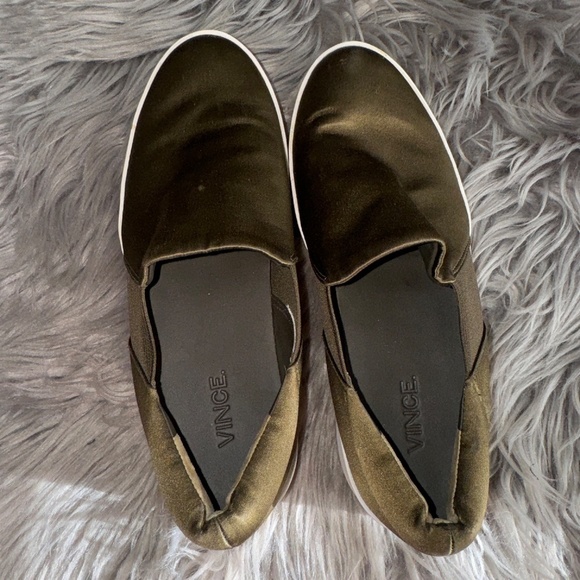 Vince Warren Italian Satin Platform Slip On Sneakers Antique Olive Size 7 - Picture 9 of 10